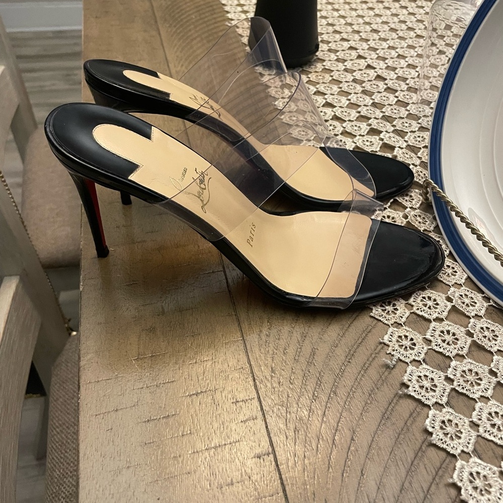 Christian Louboutin Black and Cream Heels with Slingback Design - Picture 3 of 7